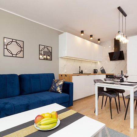 Beautiful Two-Bedroom Apartment Warsaw Bielany By Noclegi Renters Buitenkant foto