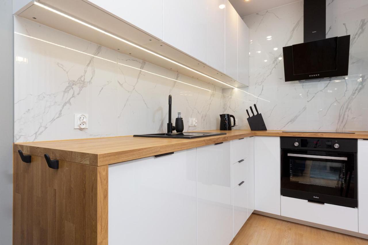 Beautiful Two-Bedroom Apartment Warsaw Bielany By Noclegi Renters Buitenkant foto